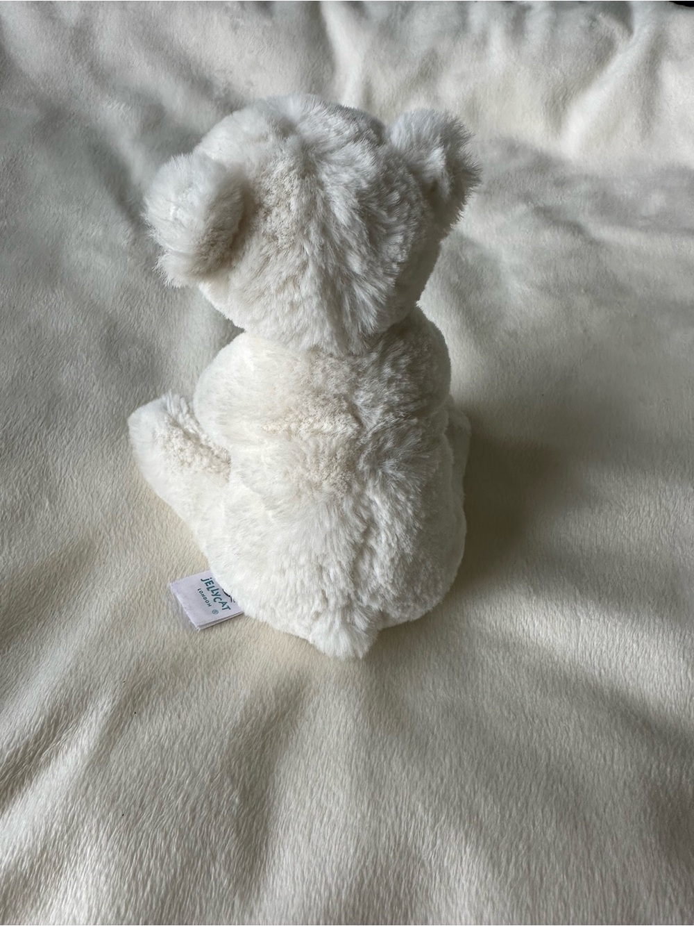 Jellycat tiny polar bear - Picture 2 of 3